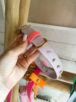 Load image into Gallery viewer, Classic collar with studs - Lavender with coral

